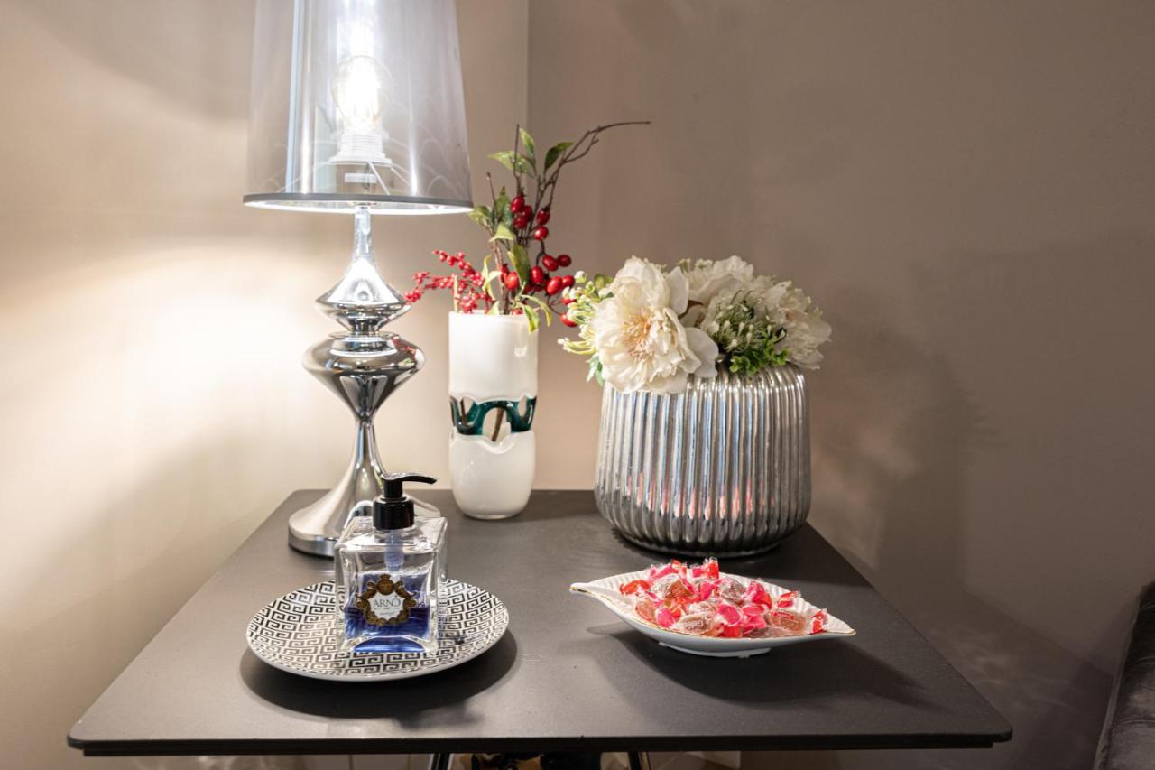 Cardilli Luxury Rooms Roma Ngoại thất bức ảnh